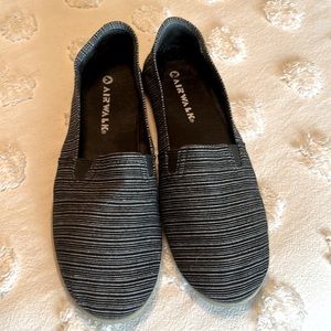 Airwalk slip on shoes 8.5